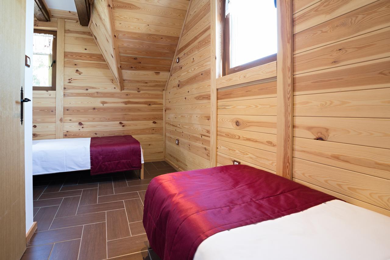 Etno Naselje Vrdnicka Kula Bed & Breakfast Vrdnik Ngoại thất bức ảnh