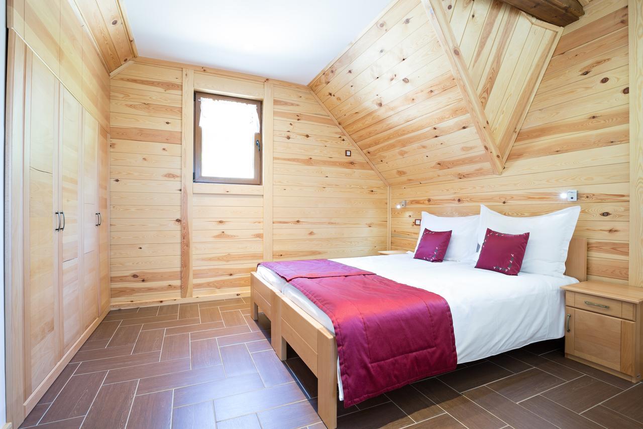 Etno Naselje Vrdnicka Kula Bed & Breakfast Vrdnik Ngoại thất bức ảnh